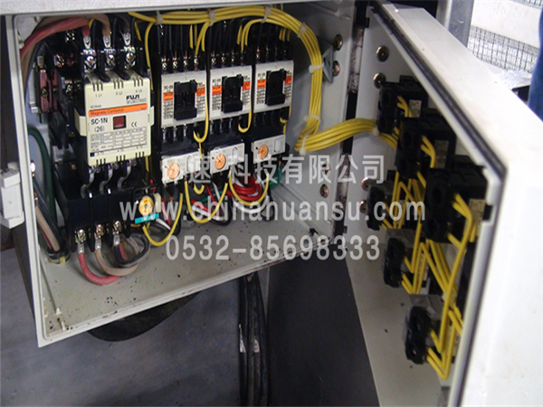 高壓噴淋蔬菜清洗機(jī)設(shè)備,省時(shí)省力 高壓噴淋蔬菜清洗機(jī)設(shè)備,省時(shí)省力